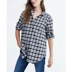 MADEWELL black white plaid long sleeve oversized flannel button down shirt top